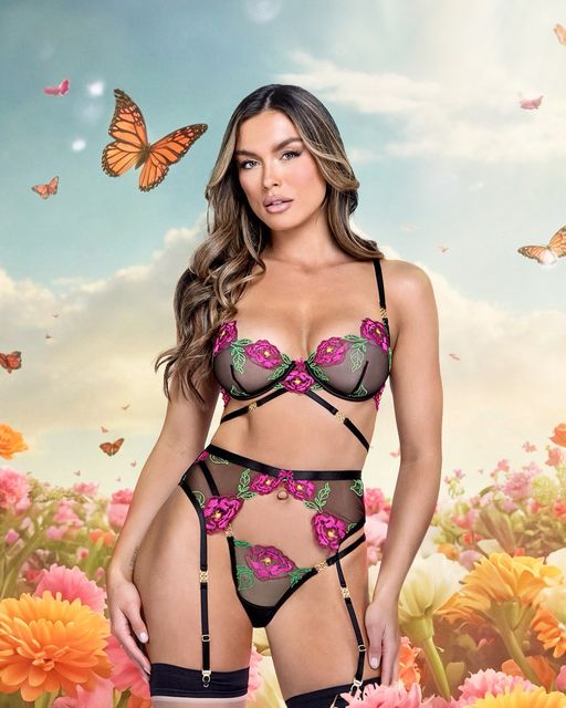 Peony Paradise 3-Piece Garter Bra Set